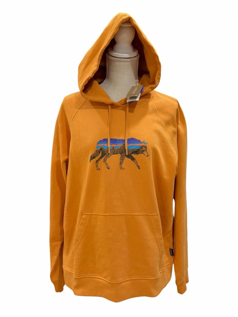 Patagonia Cloudberry Orange Pullover Back for Good Hoodie Wolf Graphic NWT Sz XL - Picture 2 of 14
